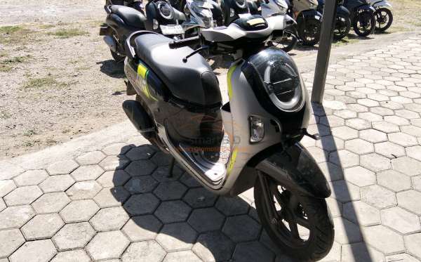HONDA  SCOOPY