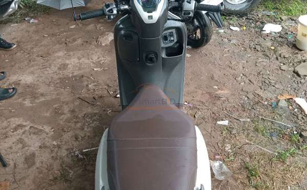 HONDA SCOOPY PRESTIGE