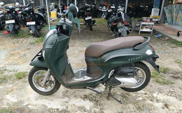 HONDA  SCOOPY