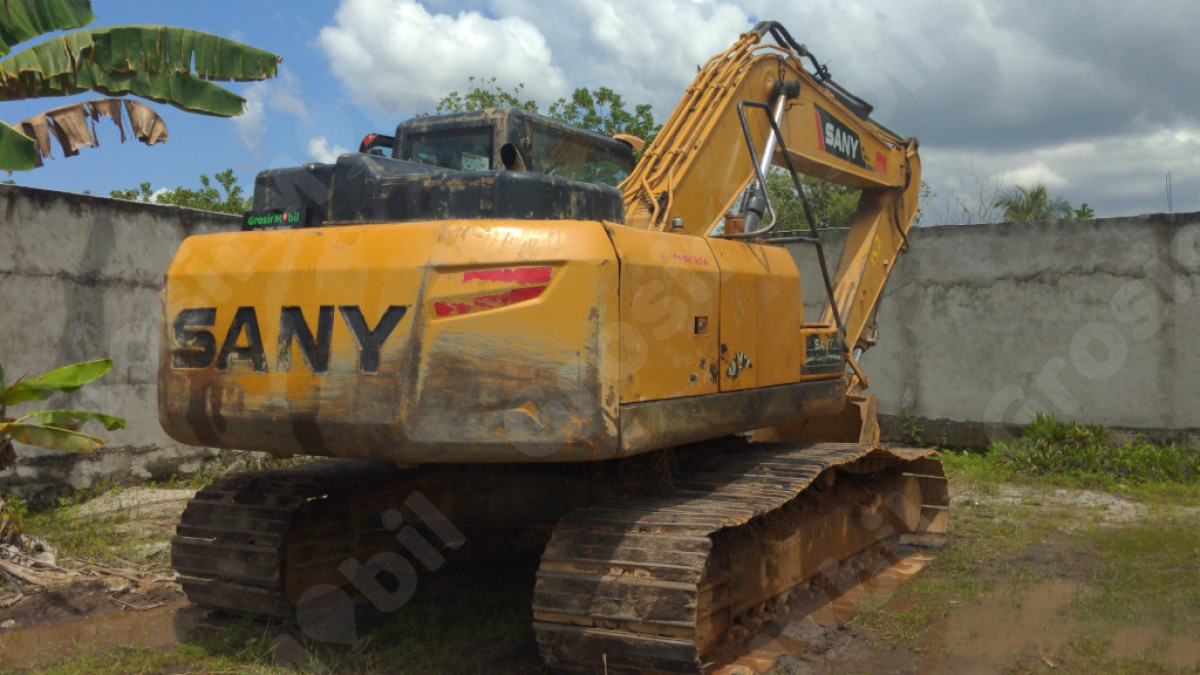 SANY EXCAVATOR SY215H