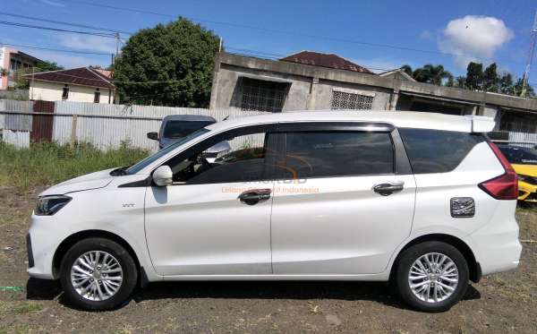 SUZUKI ERTIGA