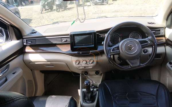 SUZUKI ERTIGA