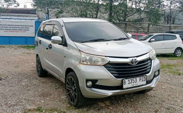 TOYOTA AVANZA 1.3 G