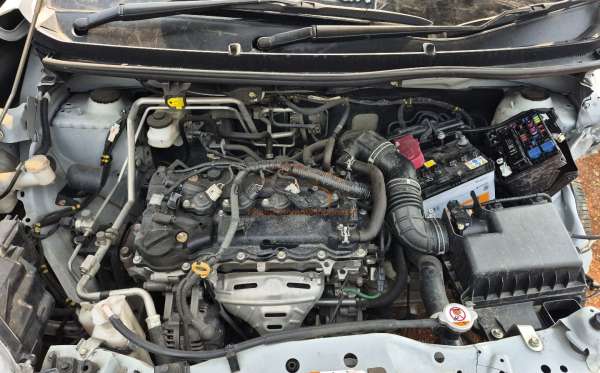 TOYOTA AVANZA E