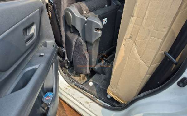 TOYOTA AVANZA E