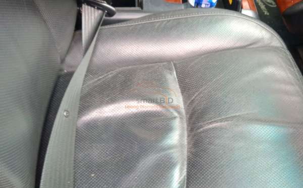 TOYOTA HARRIER 2.4