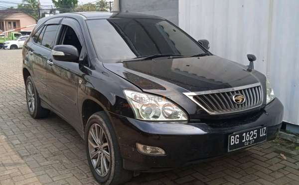 TOYOTA HARRIER 2.4