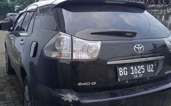 TOYOTA HARRIER 2.4