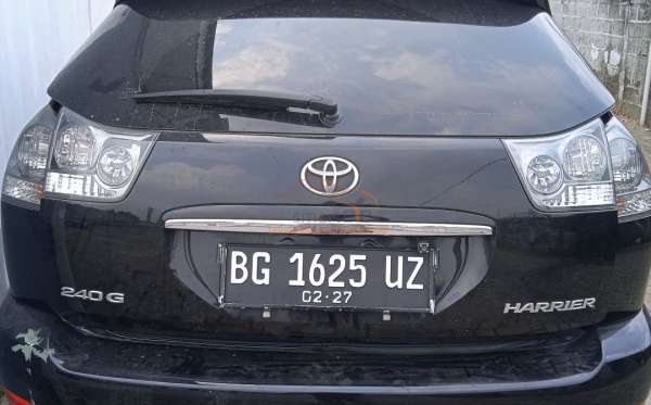 TOYOTA HARRIER 2.4
