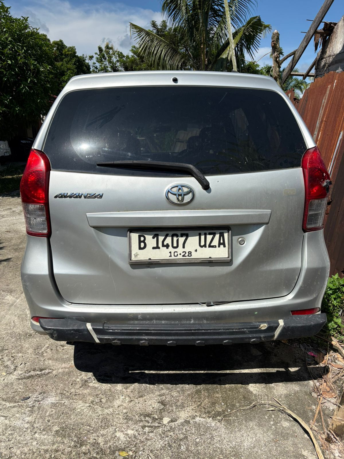 TOYOTA  AVANZA  1.3 E