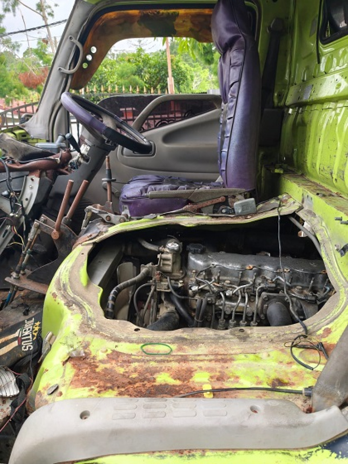 HINO  DUTRO  130HD