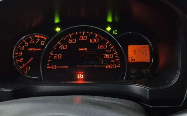 DAIHATSU AYLA 1.0 X