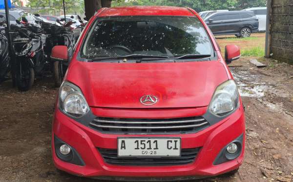 DAIHATSU AYLA 1.0 X