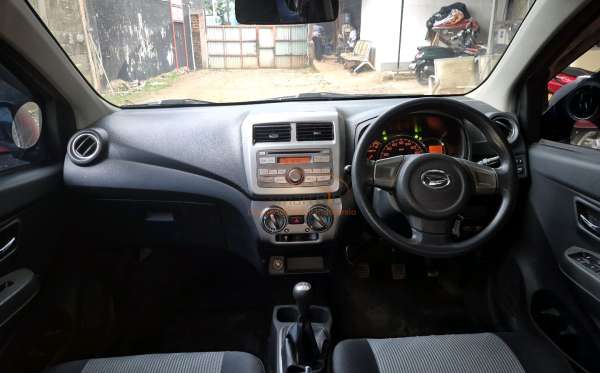DAIHATSU AYLA 1.0 X