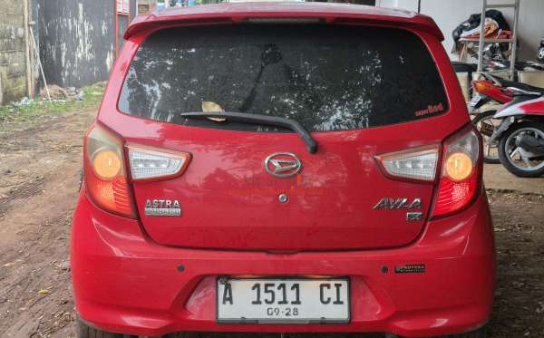 DAIHATSU AYLA 1.0 X