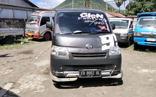 DAIHATSU GRAN MAX