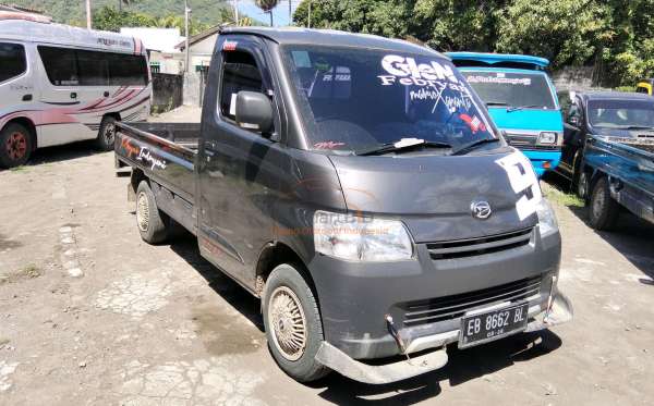 DAIHATSU GRAN MAX