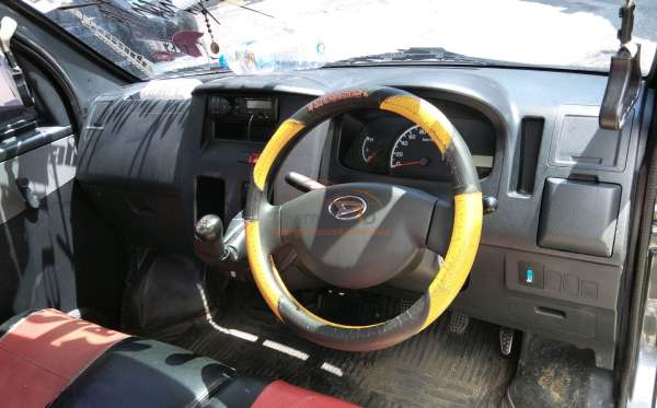 DAIHATSU GRAN MAX