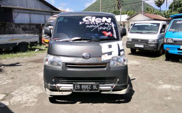 DAIHATSU GRAN MAX