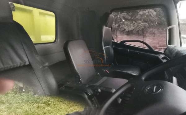 HINO  FG 8JJ2D