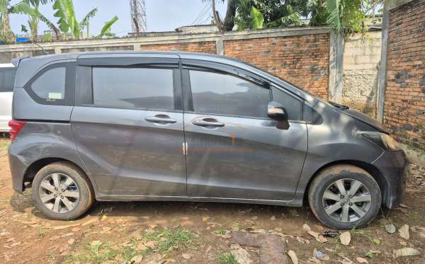 HONDA FREED GB3 1.5 E