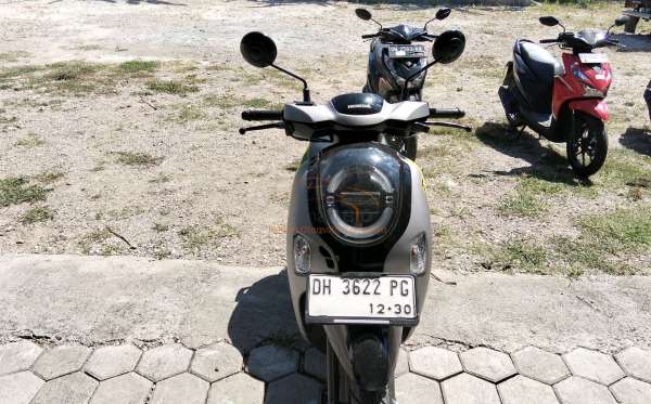 HONDA  SCOOPY