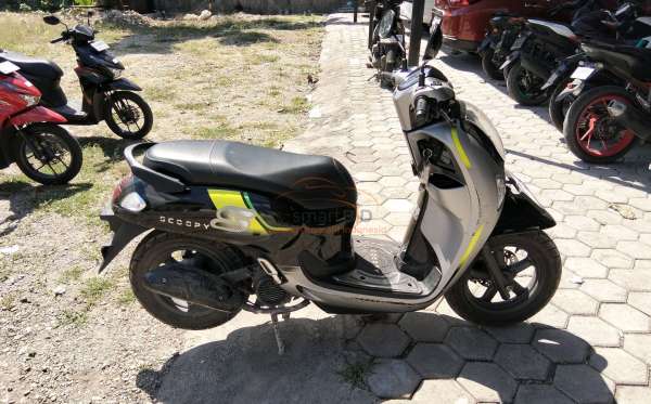 HONDA  SCOOPY