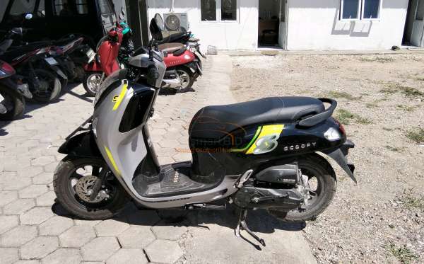 HONDA  SCOOPY