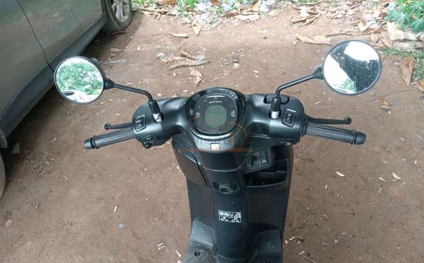 HONDA SCOOPY