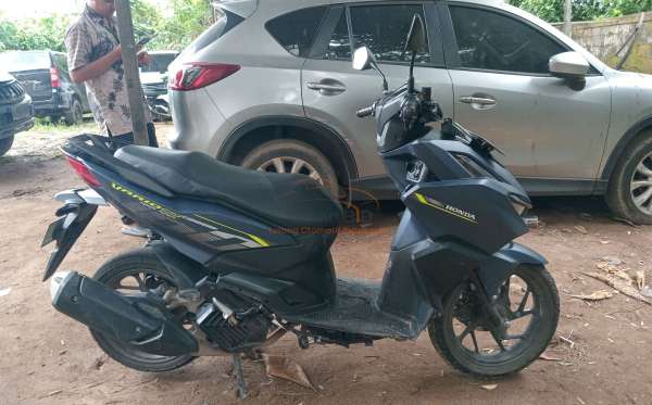 HONDA  VARIO 160