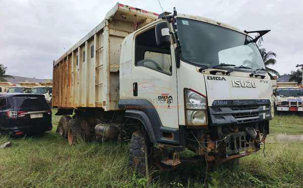 ISUZU  FVZ34 U