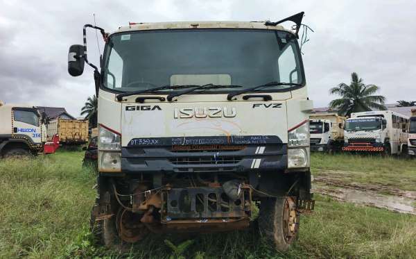 ISUZU  FVZ34 U