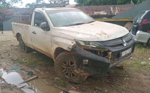 MITSUBISHI HDX SC