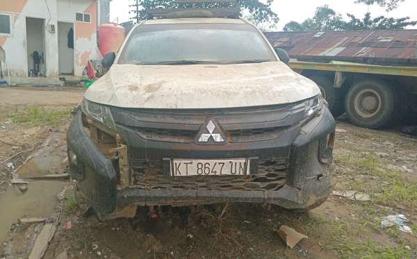 MITSUBISHI HDX SC