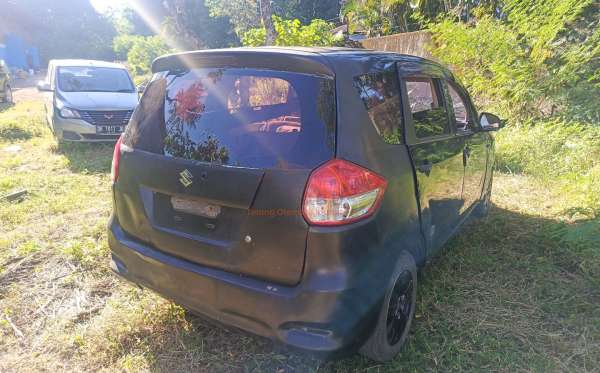 SUZUKI ERTIGA
