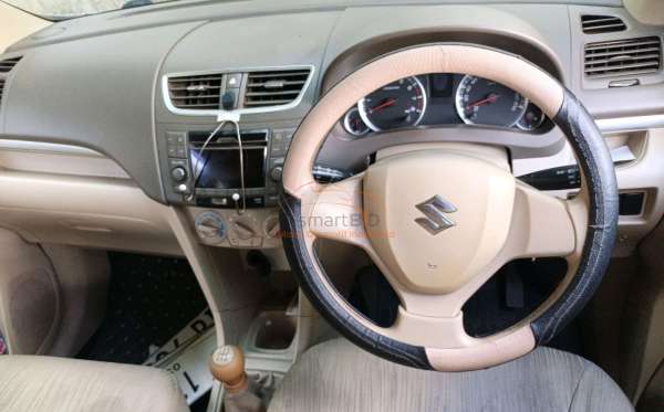 SUZUKI ERTIGA
