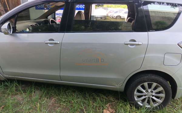 SUZUKI ERTIGA