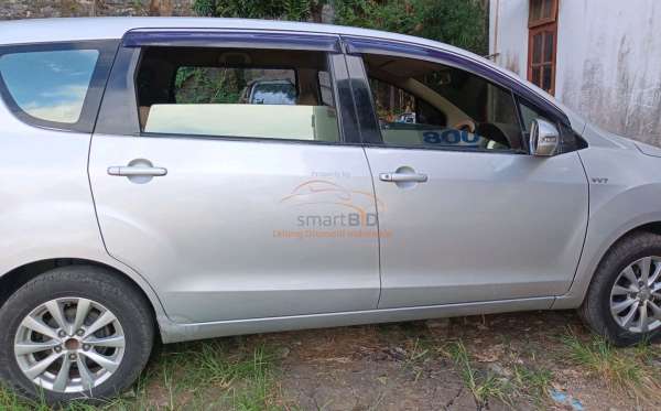 SUZUKI ERTIGA
