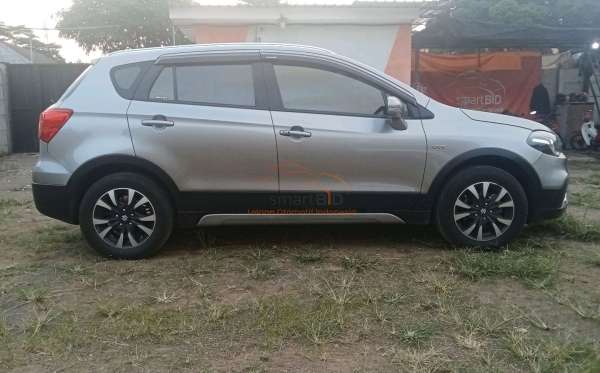 SUZUKI S - CROSS