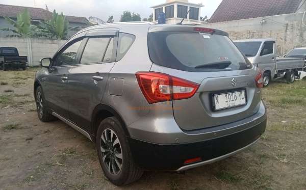 SUZUKI S - CROSS