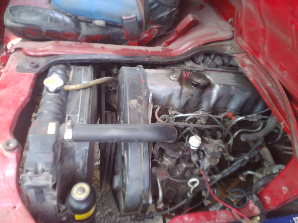 MITSUBISHI L 300  PU
