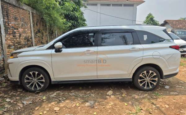 TOYOTA VELOZ 1.5 Q CVT