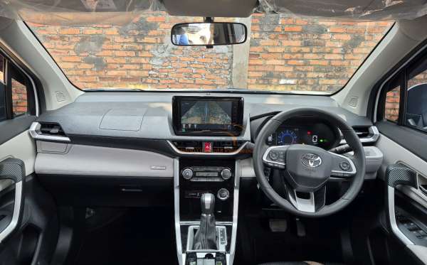 TOYOTA VELOZ 1.5 Q CVT