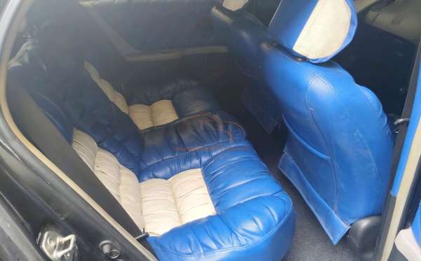 TOYOTA YARIS E