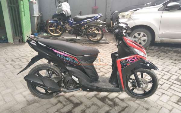 YAMAHA MIO M3 CW