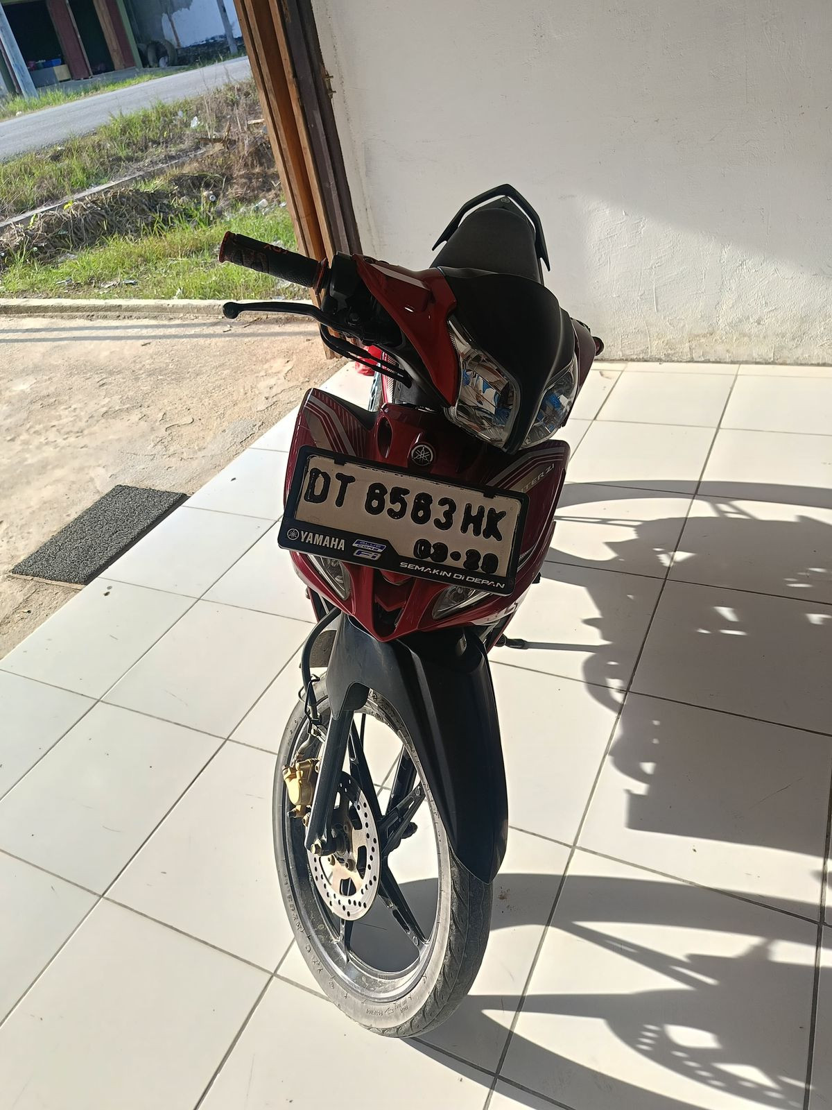 YAMAHA JUPITER Z1 CW