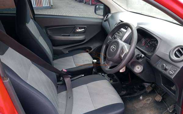 DAIHATSU AYLA 1.0 X
