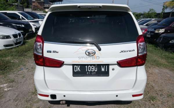 DAIHATSU XENIA