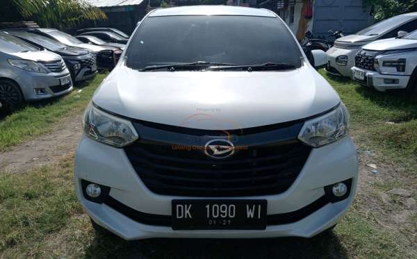 DAIHATSU XENIA