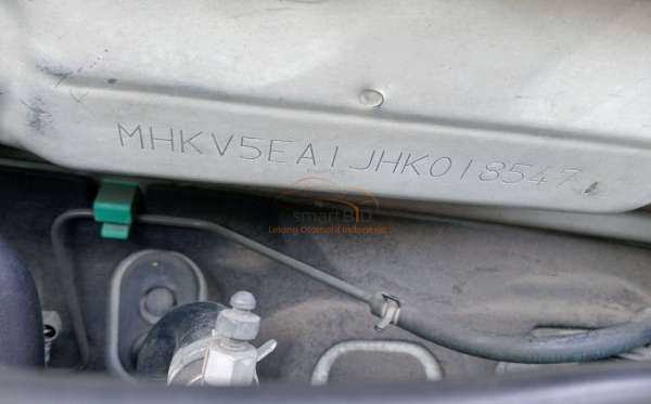 DAIHATSU XENIA